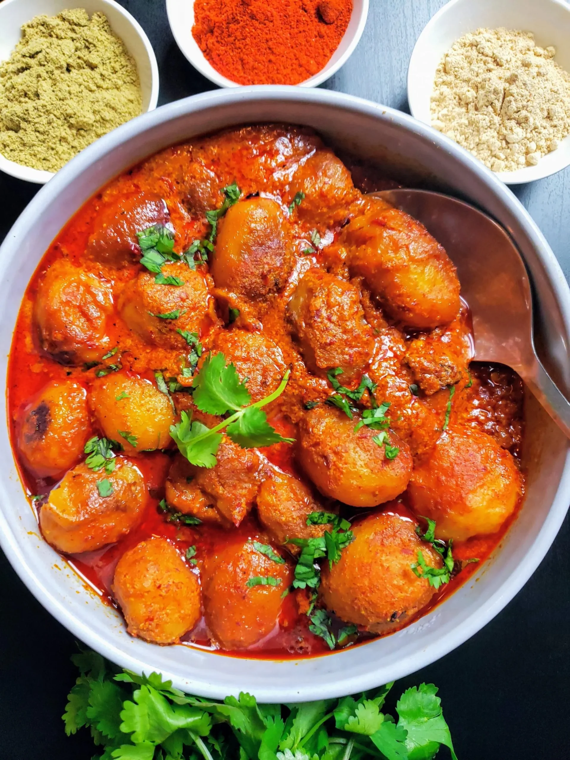 Dum Aloo: Spicy Potatoes in Yogurt Gravy