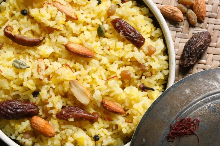 5. Modur Pulav: A Sweet Symphony of Saffron and Nuts